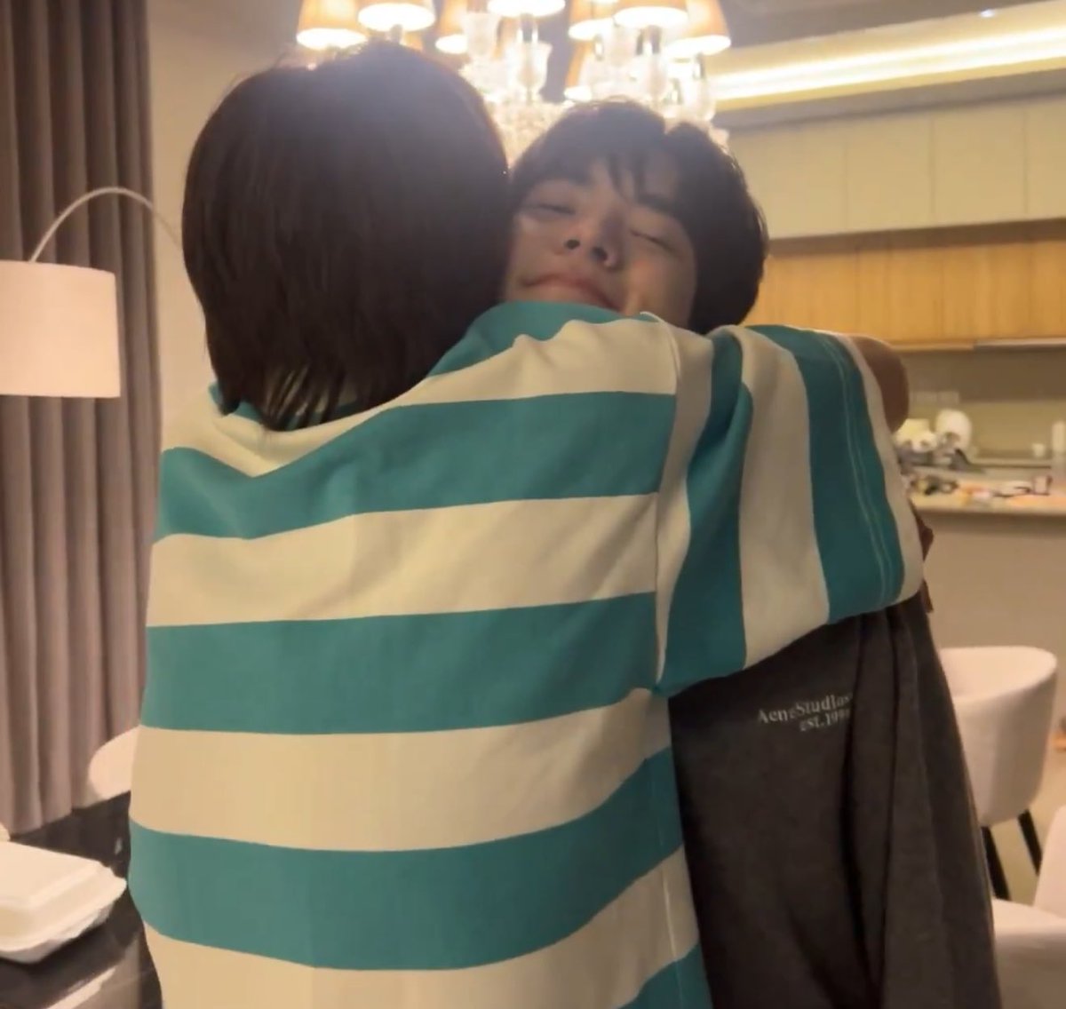 ᴮᵃᵇʸ ᴹⁱˡᵈ 🍯 tweet media