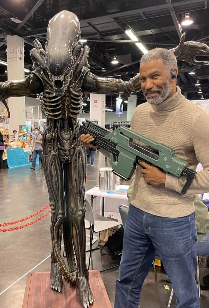 When Rico Ross met our alien at WonderCon 2023