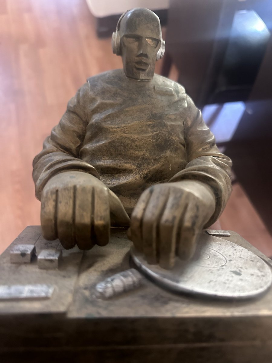 Crook 🏴🏳️🏴 tweet media