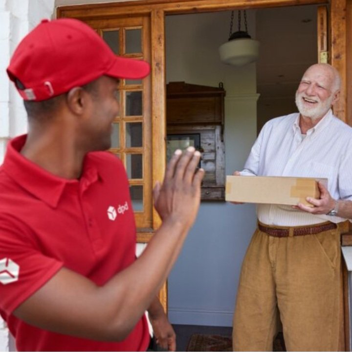dpd_careuk_'s tweet photo. Parcel delayed or need an update? 📦🚚
Send us your tracking number and we’ll help you track it down.
#DPD #CustomerCare #DeliveryHelp #ParcelTracking https://t.co/CVhhBx4vo7