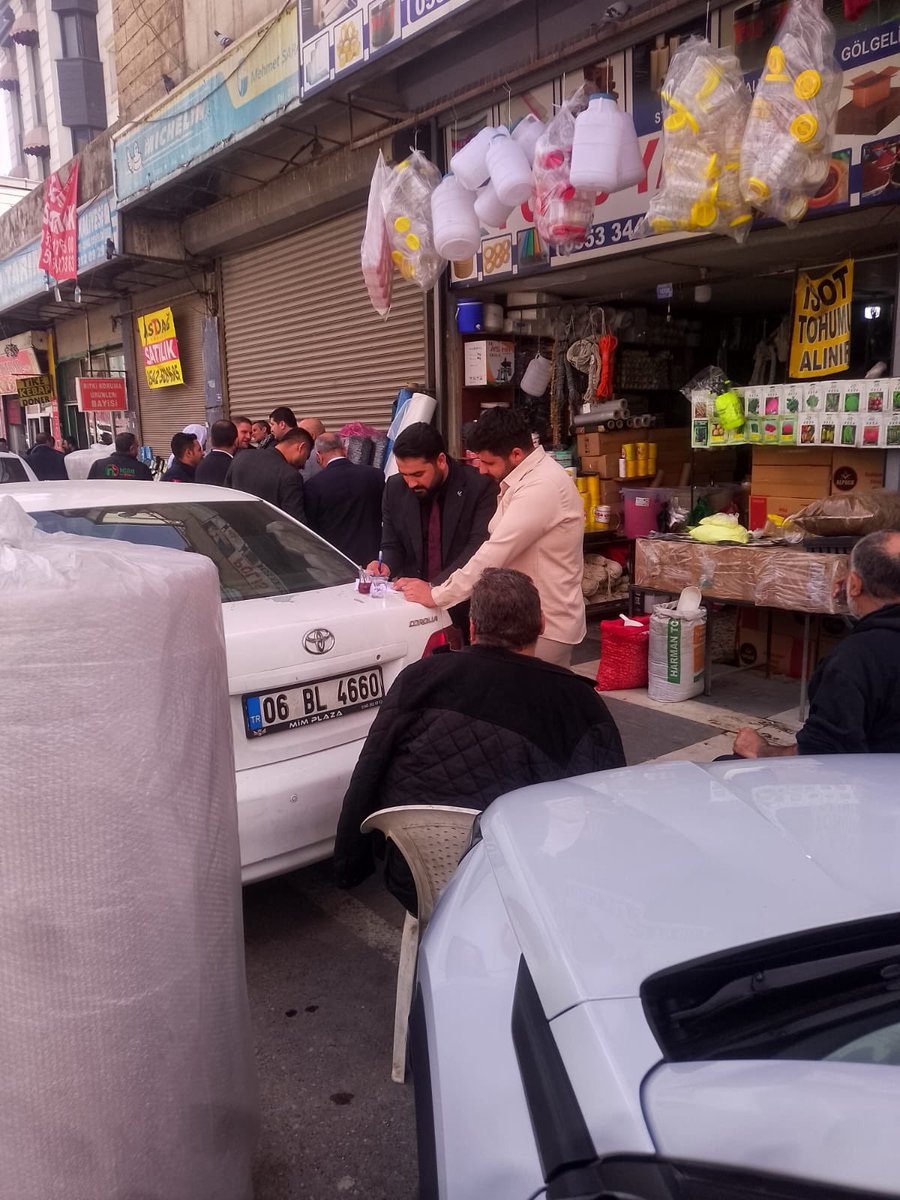 rprefahhaliliye's tweet photo. İlçe Başkanımız Abdülselam YILDIZ Öncülüğünde Anadolu Buluşmaları Kapsamında Esnaf Ziyaretlerinde Bulunduk. Sorunlar Dinlenildi Ve Gereken Notlar Alındı. Esnafımızın ve Haliliye İlçemizin Sıcak Davranışları ve Karşılamalarından Dolayı Teşekkür Ederiz. https://t.co/Y30BBgPsSF
