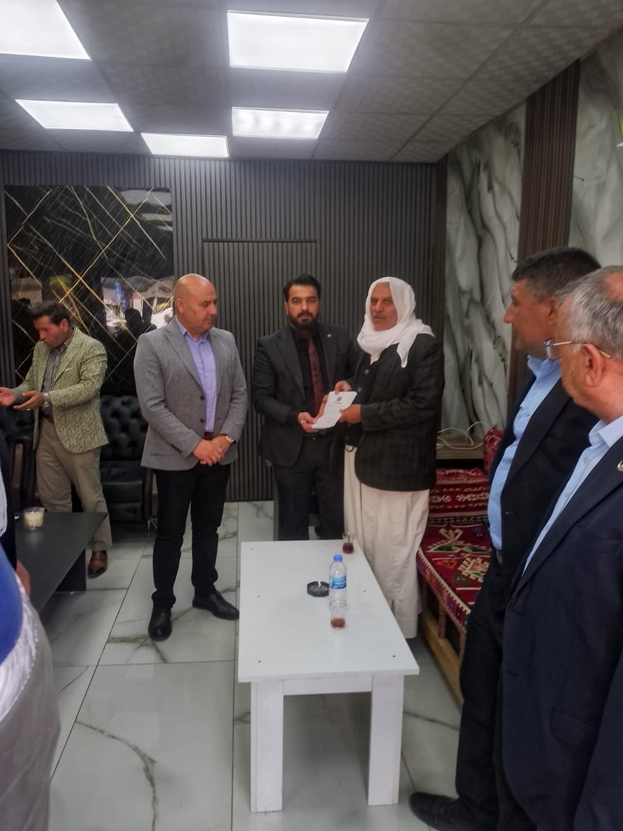 rprefahhaliliye's tweet photo. İlçe Başkanımız Abdülselam YILDIZ Öncülüğünde Anadolu Buluşmaları Kapsamında Esnaf Ziyaretlerinde Bulunduk. Sorunlar Dinlenildi Ve Gereken Notlar Alındı. Esnafımızın ve Haliliye İlçemizin Sıcak Davranışları ve Karşılamalarından Dolayı Teşekkür Ederiz. https://t.co/Y30BBgPsSF