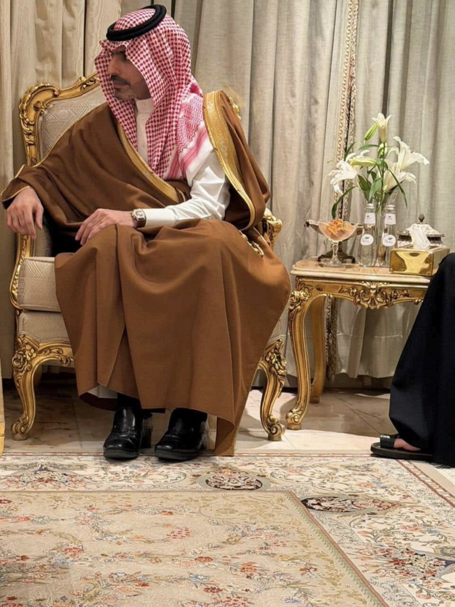 ابن جلوي آل سعود tweet media