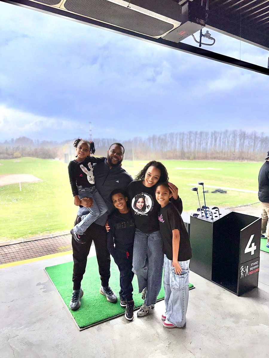 309Allen's tweet photo. Spring Break is in full effect! We enjoyed taking our kids to the Peoria Park District Bays at the Learning Center. This newly renovated venue is a game changer for our community and definitely the place to be!

⛳️⛳️ 

#SpringBreak #PeoriaIL #PeoriaParkDistrict #FamilyTime https://t.co/iMsy9Vk4GO
