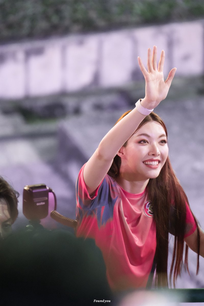 𝑭𝒐𝒖𝒏𝒅𝒚𝒐𝒖 tweet media