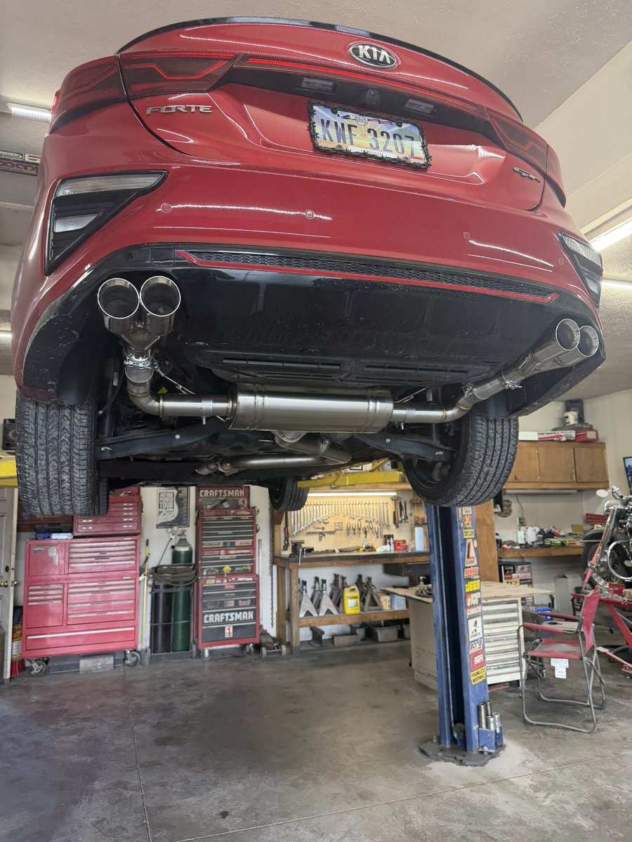 KaidenXLee's tweet photo. I put an exhaust on my car now im not sure what my favorite hole is 😭 https://t.co/W94wPzgkZT