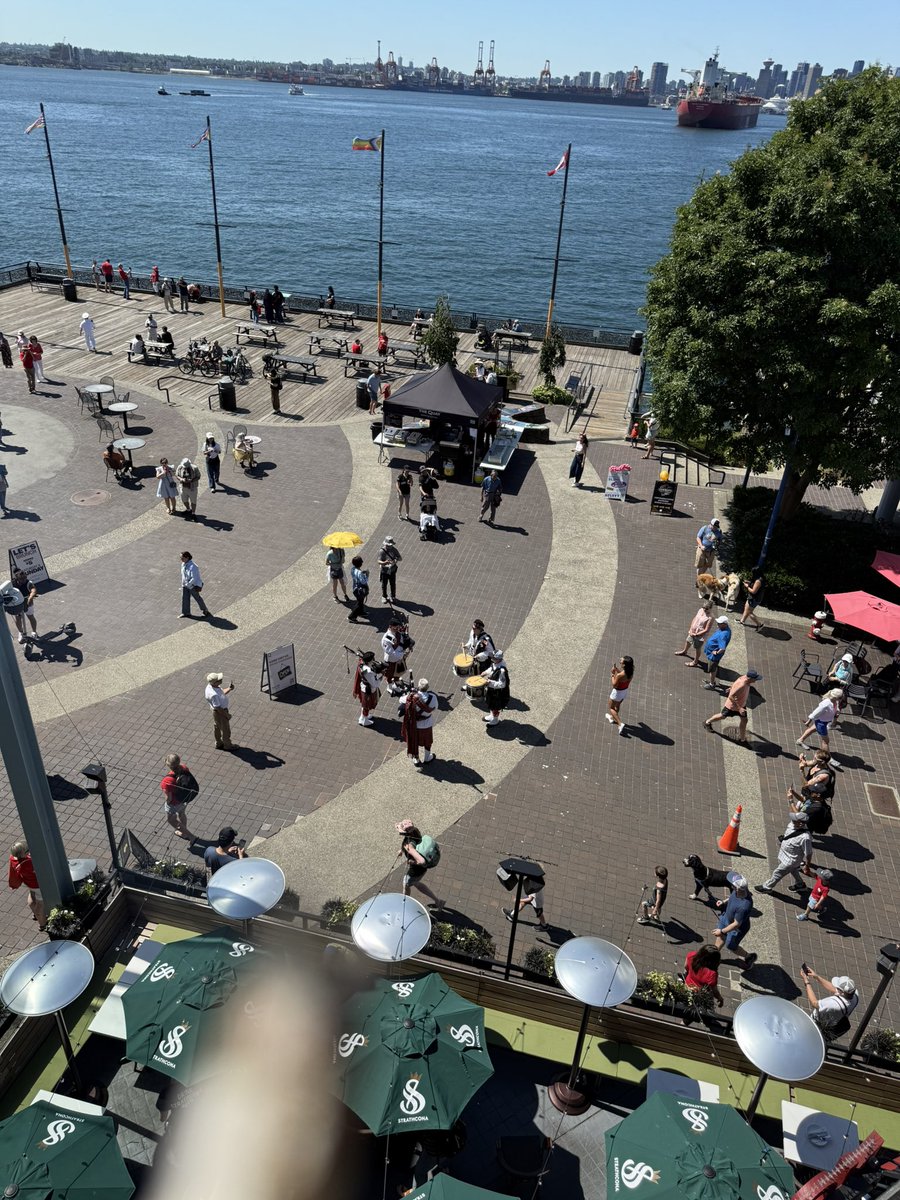 Civ 🐶 (corgistudio) tweet media