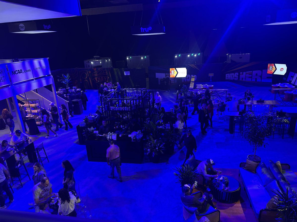 Clue Heywood tweet media