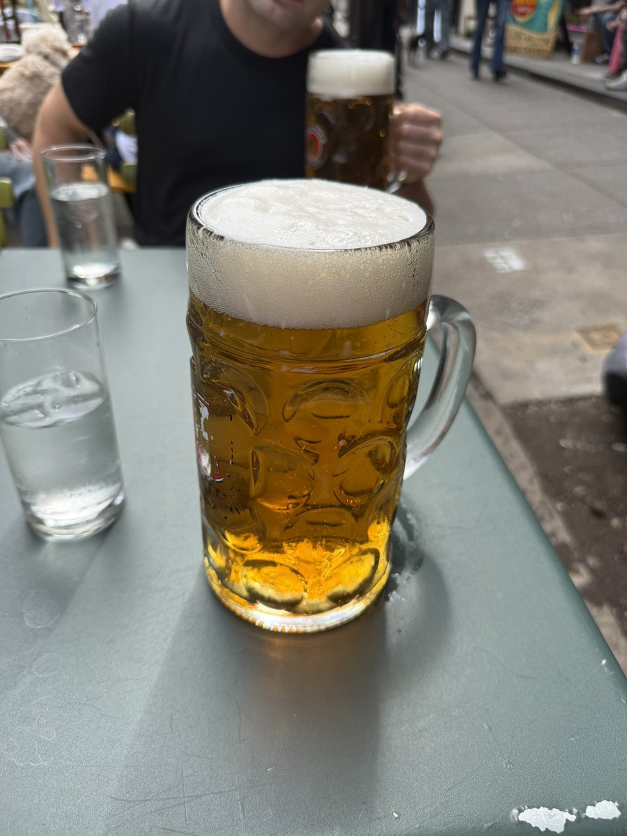 Meth Troxler tweet media