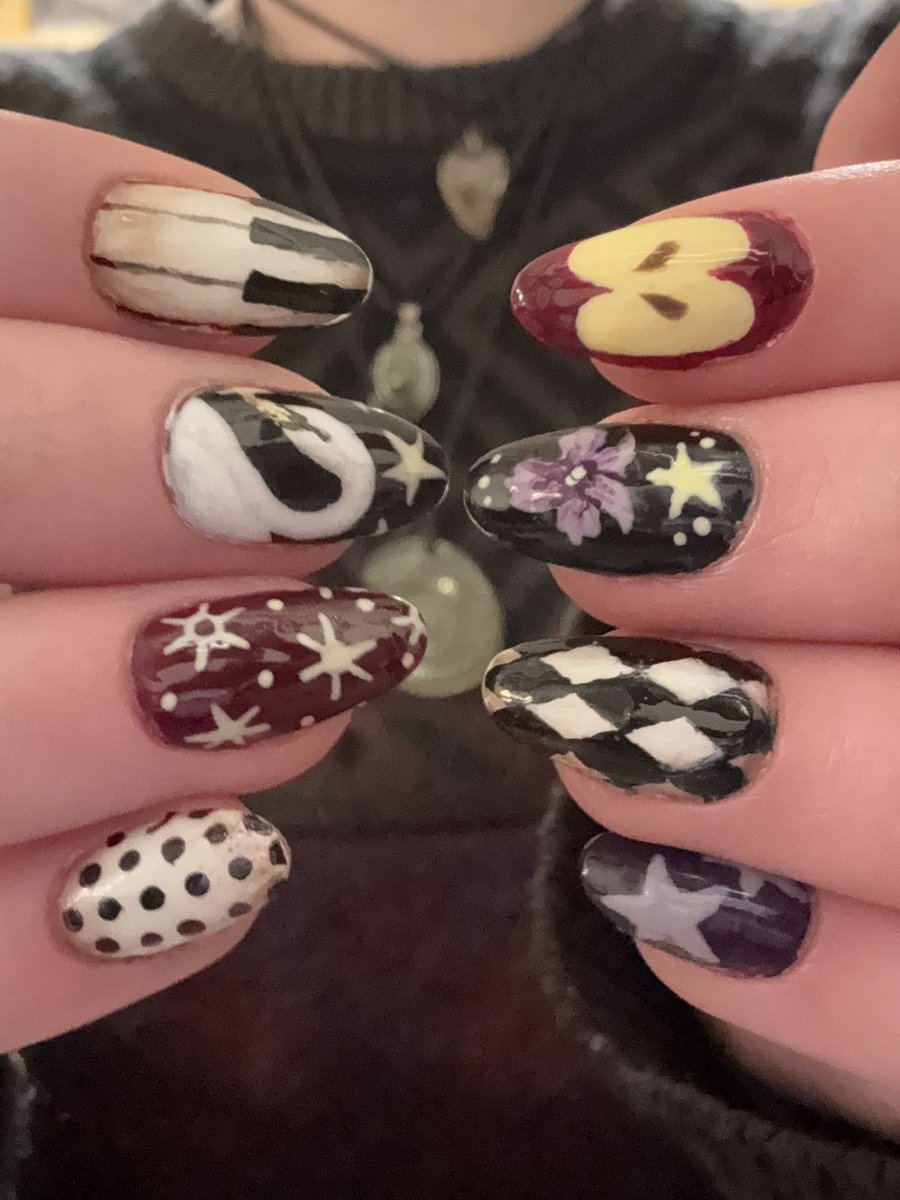 oʇı̣sǝnb!⚢🐛 tweet media