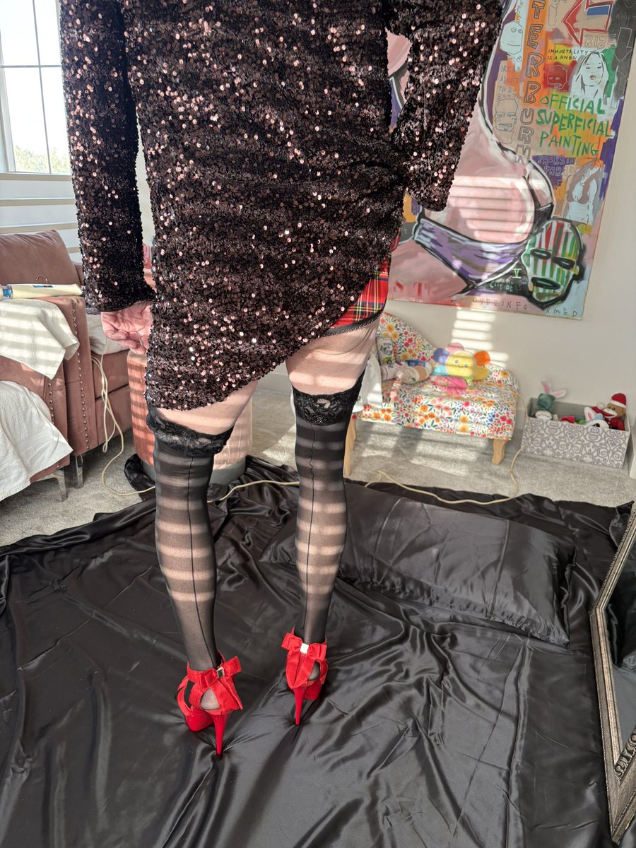 Mistress Gweneth tweet media