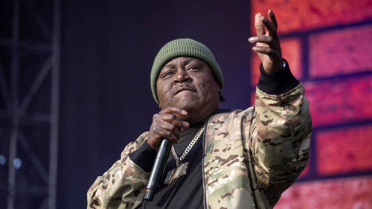 ComplexMusic's tweet image. Trick Daddy questions restrictions after sorority show cancellation. Don't defame my character. More: complex.com/music/a/jaelan…