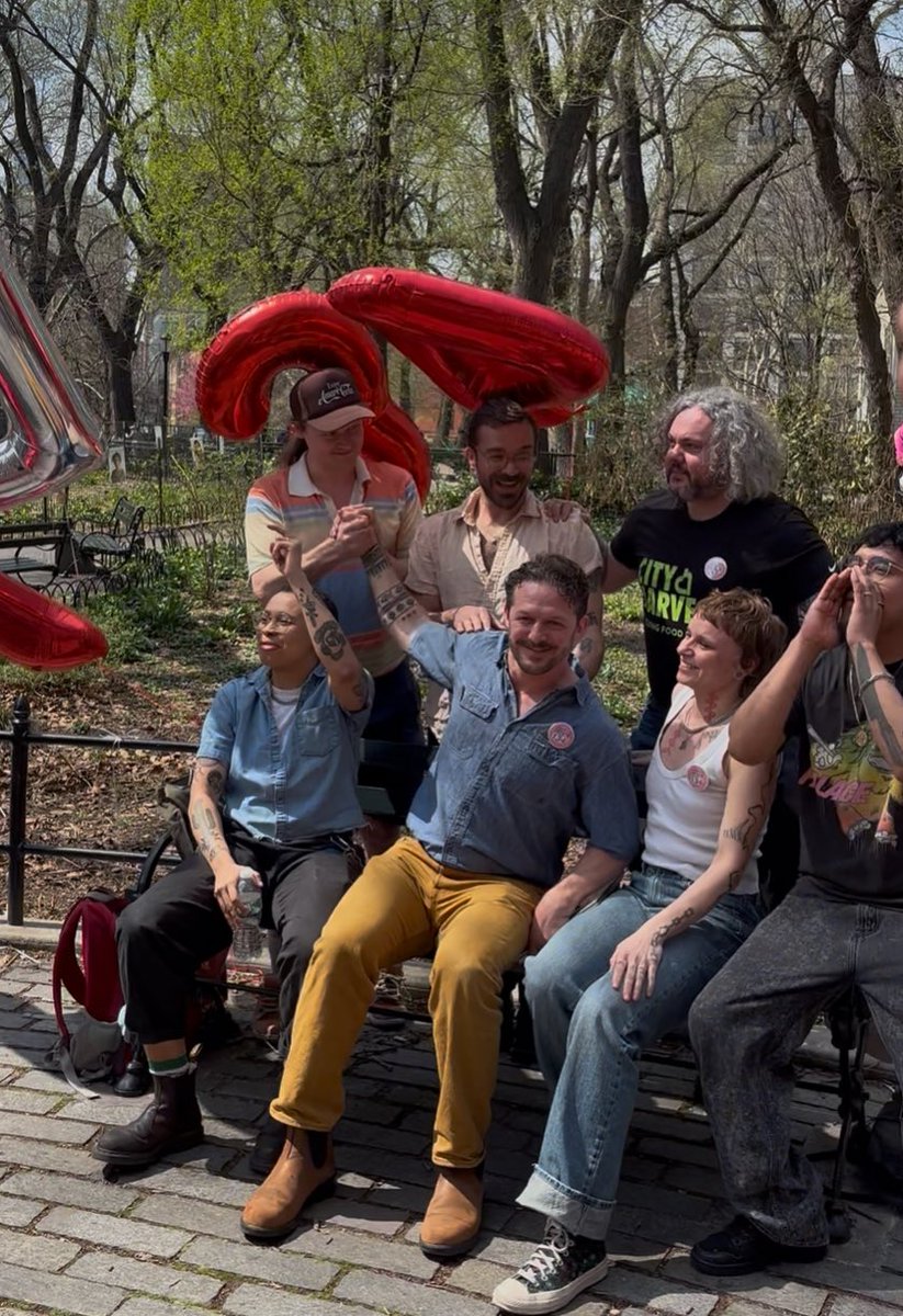 Alex Press tweet media