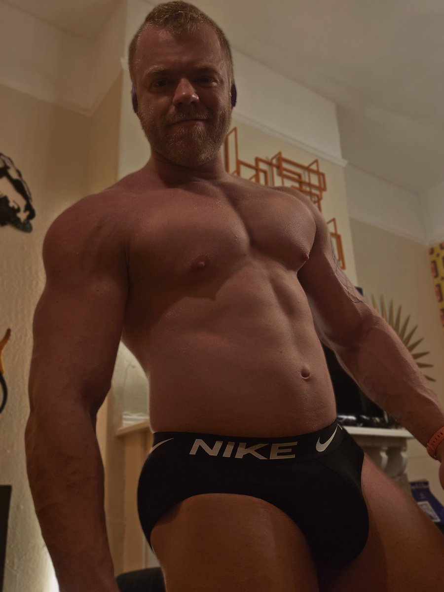 101xkm101's tweet photo. 🔞 NIKE BRIEFS 🔞

@BoundMuscleUK 
@mndfcuk https://t.co/20g5mbp7vL