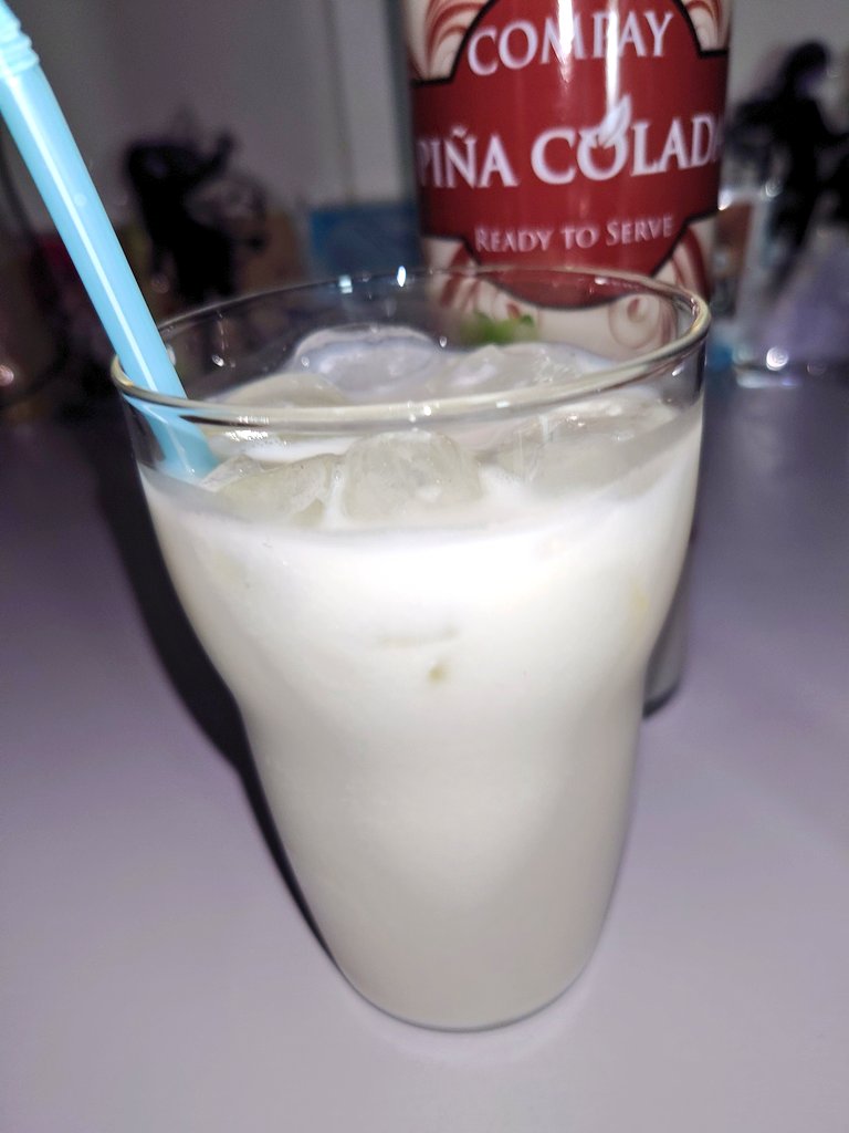 モブがあらわれた🐈‍⬛💙🌹 tweet media