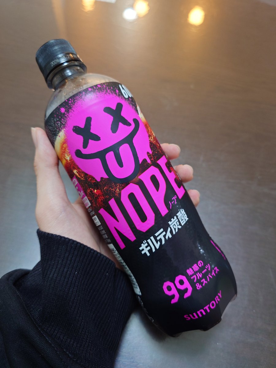 りりり tweet media