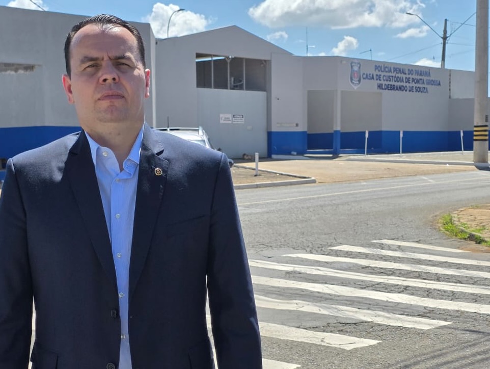 Gil Diniz tweet media