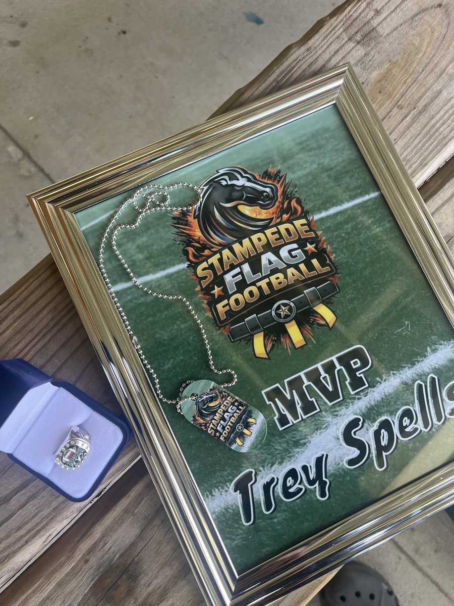 OfficialTreySp's tweet photo. season mvp!! https://t.co/VUnpQxwoNl