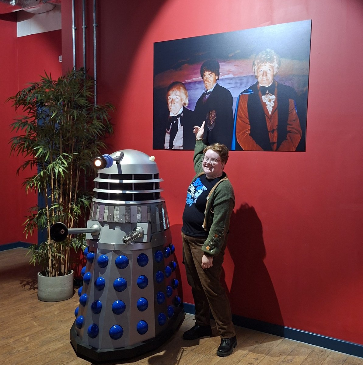emforsters's tweet photo. Briefly popping back to say what a lovely day I had at the Dalek's Master Plan screening! Was such a special thing to experience with other Doctor Who fans and everyone I spoke to was so lovely 💖 of course, none of this could have happened without the wonderful @filmisfabulous https://t.co/xd7azJZNVN