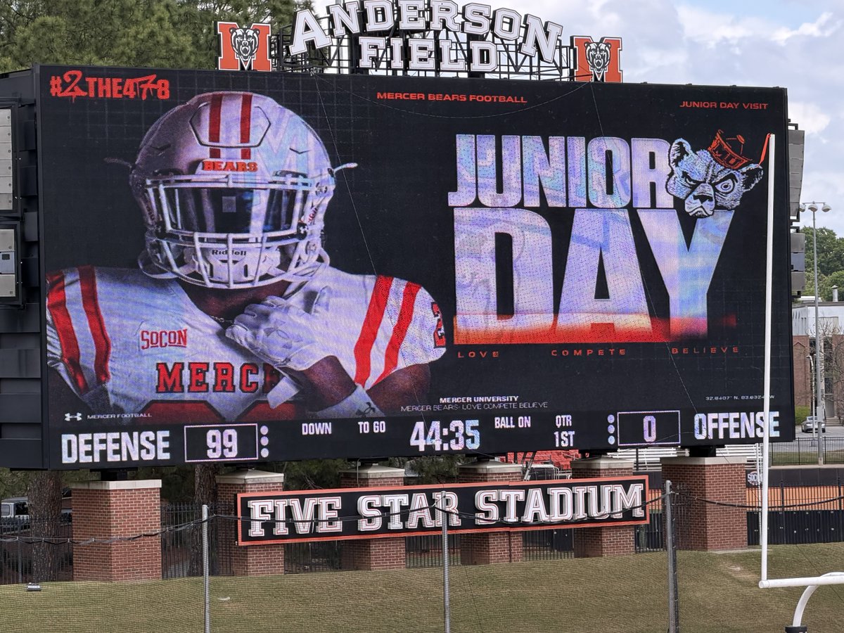THEmilesjackson's tweet photo. Junior Day at Mercer University.
I’m Here!!! #BeAPro #NSHSFootball https://t.co/fJuLiPQRN3