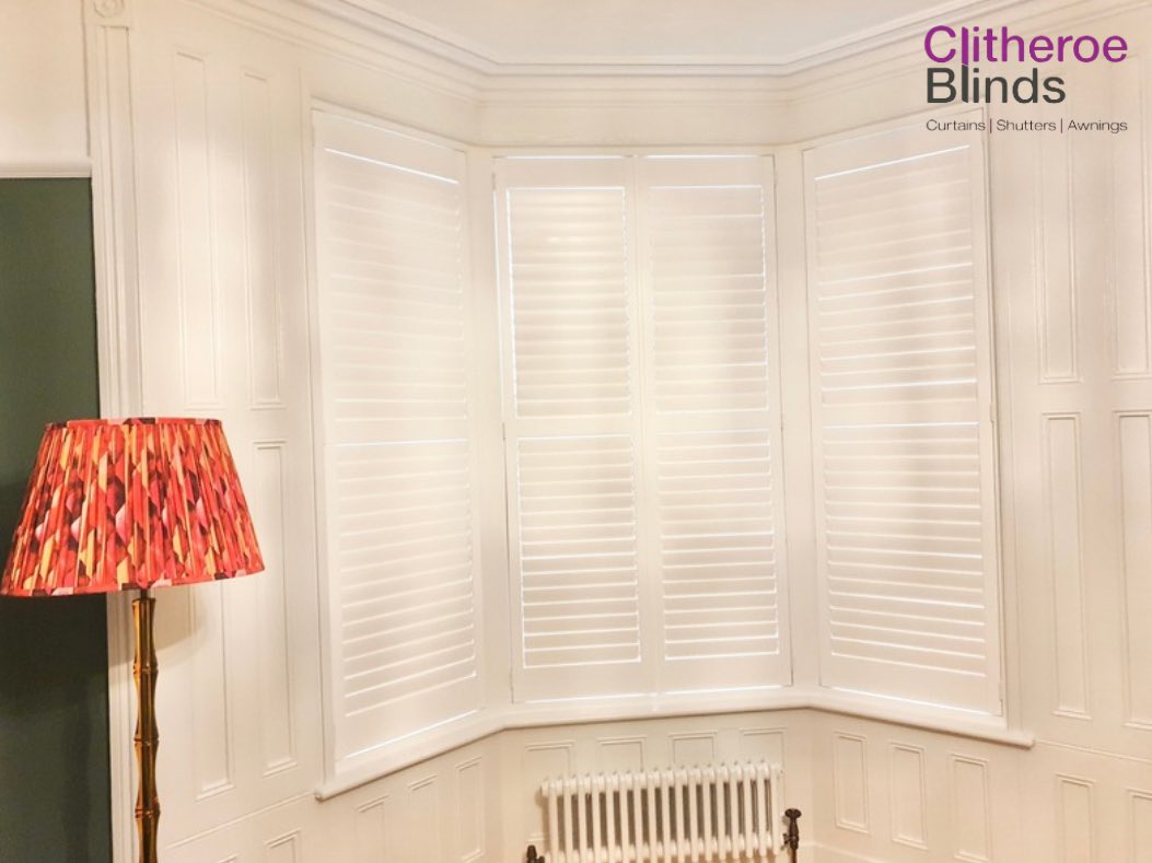 ClitheroeBlinds's tweet photo. Shutter blinds are ideal for any room, looking stylish and elegant whilst still being practical and easy to use! 🏡🌃 #shutterblinds #clitheroeblinds #home #lancashire https://t.co/IqKauJR3xS