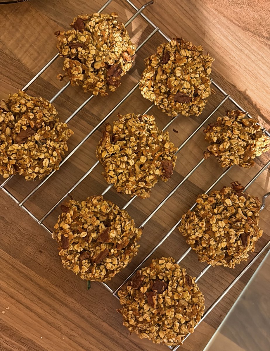 july 🧁 tweet media