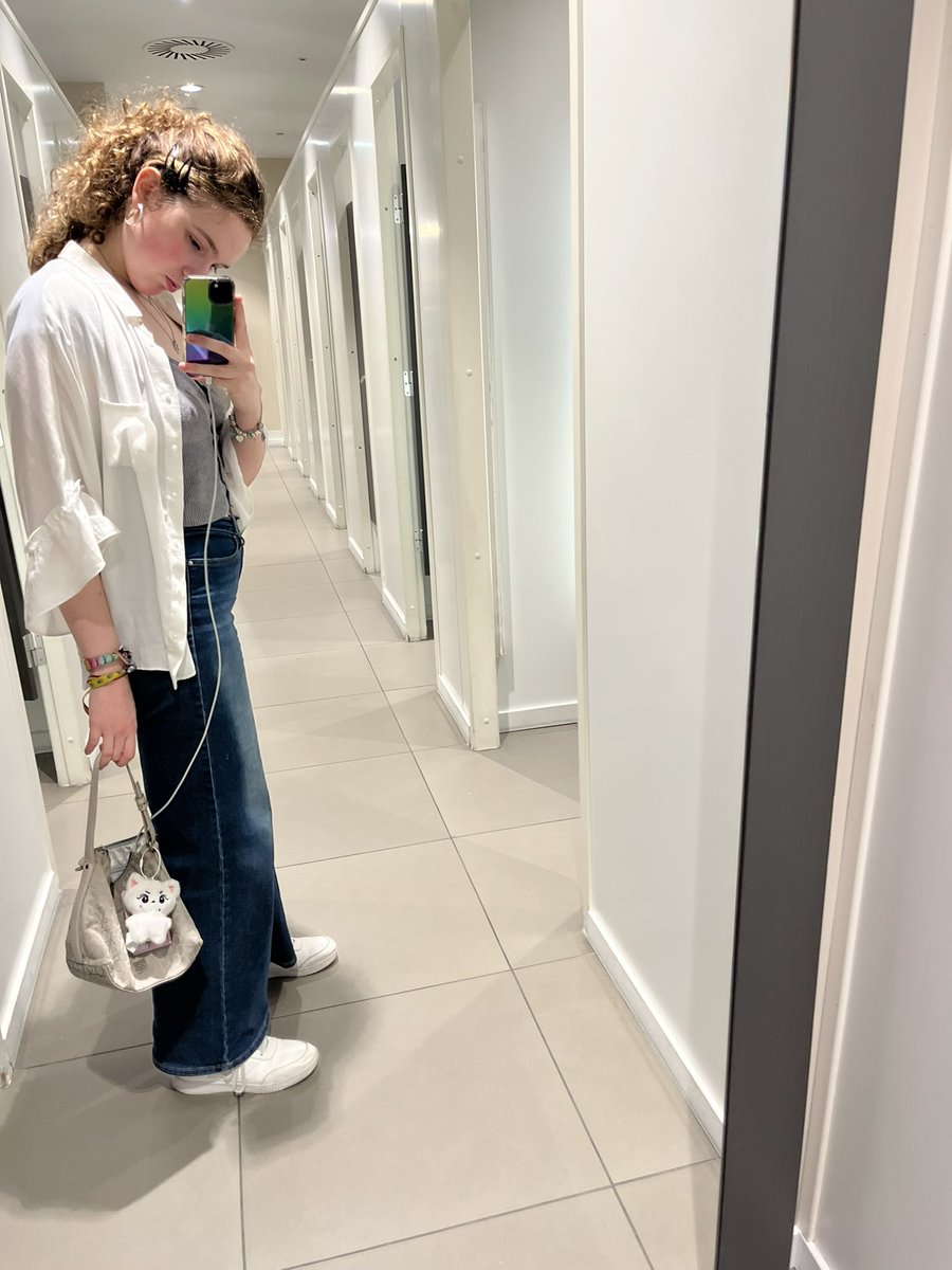 Holy ENHYPEN IS 7 tweet media