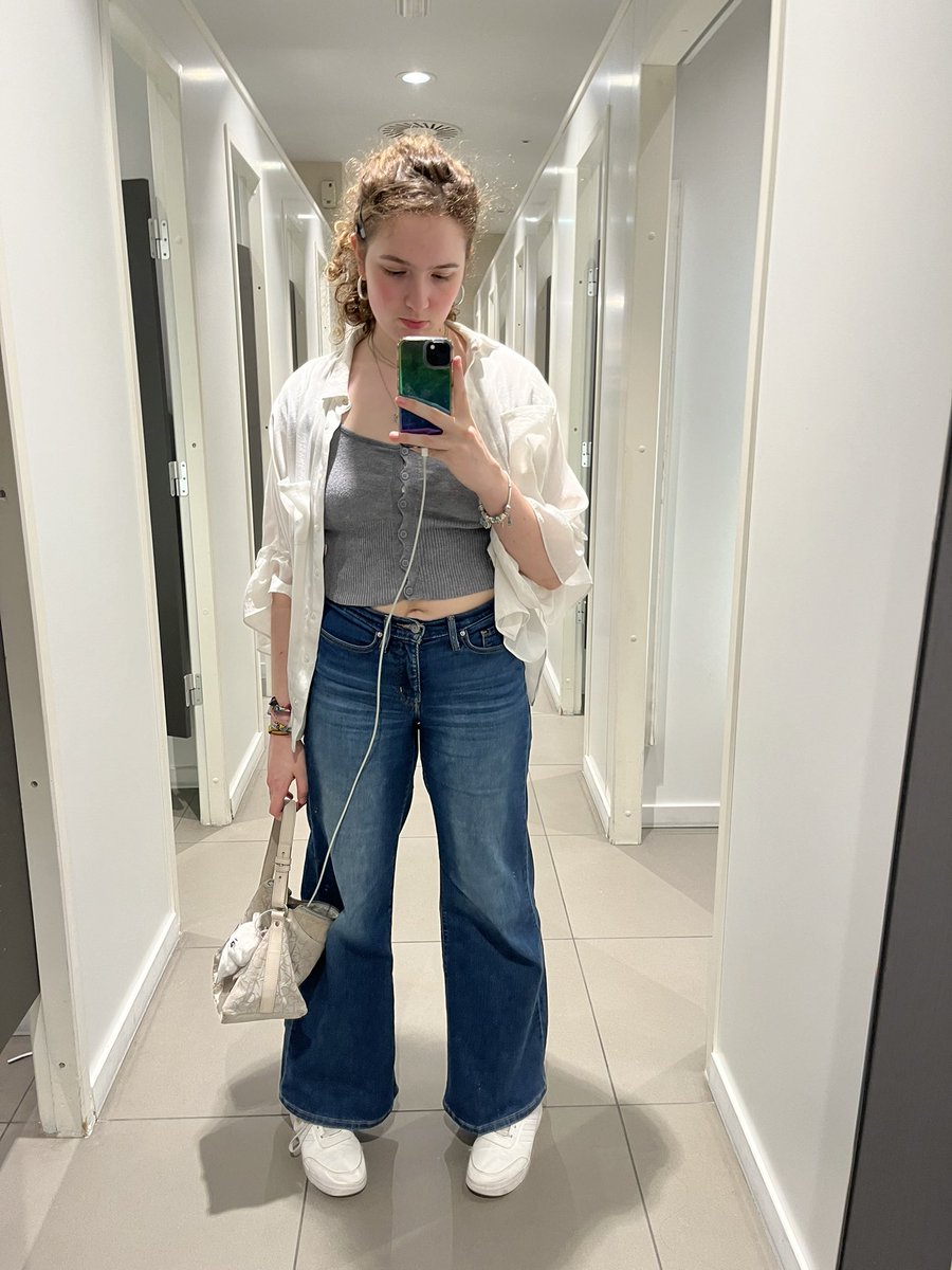 Holy ENHYPEN IS 7 tweet media