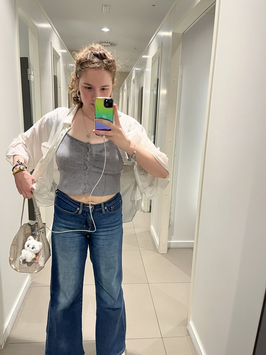 Holy ENHYPEN IS 7 tweet media