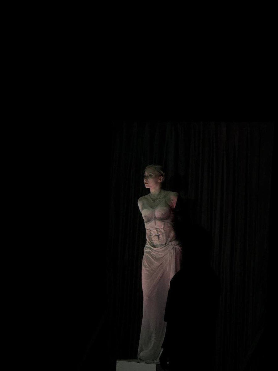 todosns_ tweet media