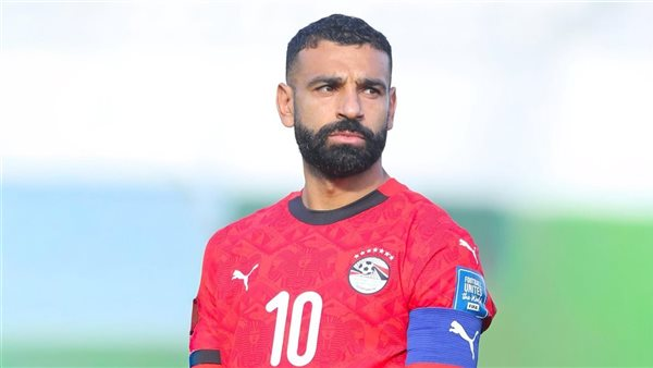 AmrFahmy2007's tweet photo. 🚨 حسن شحاتة: الخوف ممنوع في كأس العالم .. وهذه نصحيتي لصلاح 

أكد حسن شحاتة، أسطورة الكرة المصرية والمدير الفني الأسبق لمنتخب مصر، أن مفتاح نجاح الفراعنة في كأس العالم هو اللعب بدون خوف.

🗣️ وقال:
"لازم منتخب مصر يلعب بجدية وبشخصية واضحة وطريقة لعب ثابتة.. وقتها نقدر نحقق نتائج مميزة".
وأضاف بحسم:
"اللي يخاف يروح.. ولو دافعنا هنروح".

📌 واستعاد شحاتة ذكريات مواجهة البرازيل في كأس القارات، مؤكدًا أنه طالب اللاعبين بين الشوطين بعدم الخوف، ليقدم المنتخب شوطًا ثانيًا قويًا رغم الخسارة بركلة جزاء في النهاية.
⭐ وعن محمد صلاح، قال:
"لو لعب مع المنتخب بنفس أسلوبه مع ليفربول، هيقدم أفضل ما لديه، وساعتها المنتخب كله هيستفيد ويحقق نتائج مميزة".

💬 رسالة واضحة من المعلم: الجرأة والثقة هما الطريق في المونديال.

#منتخب_مصر
#كأس_العالم
#باختصار_مع_عمرو_فهمي ⚽🇪🇬