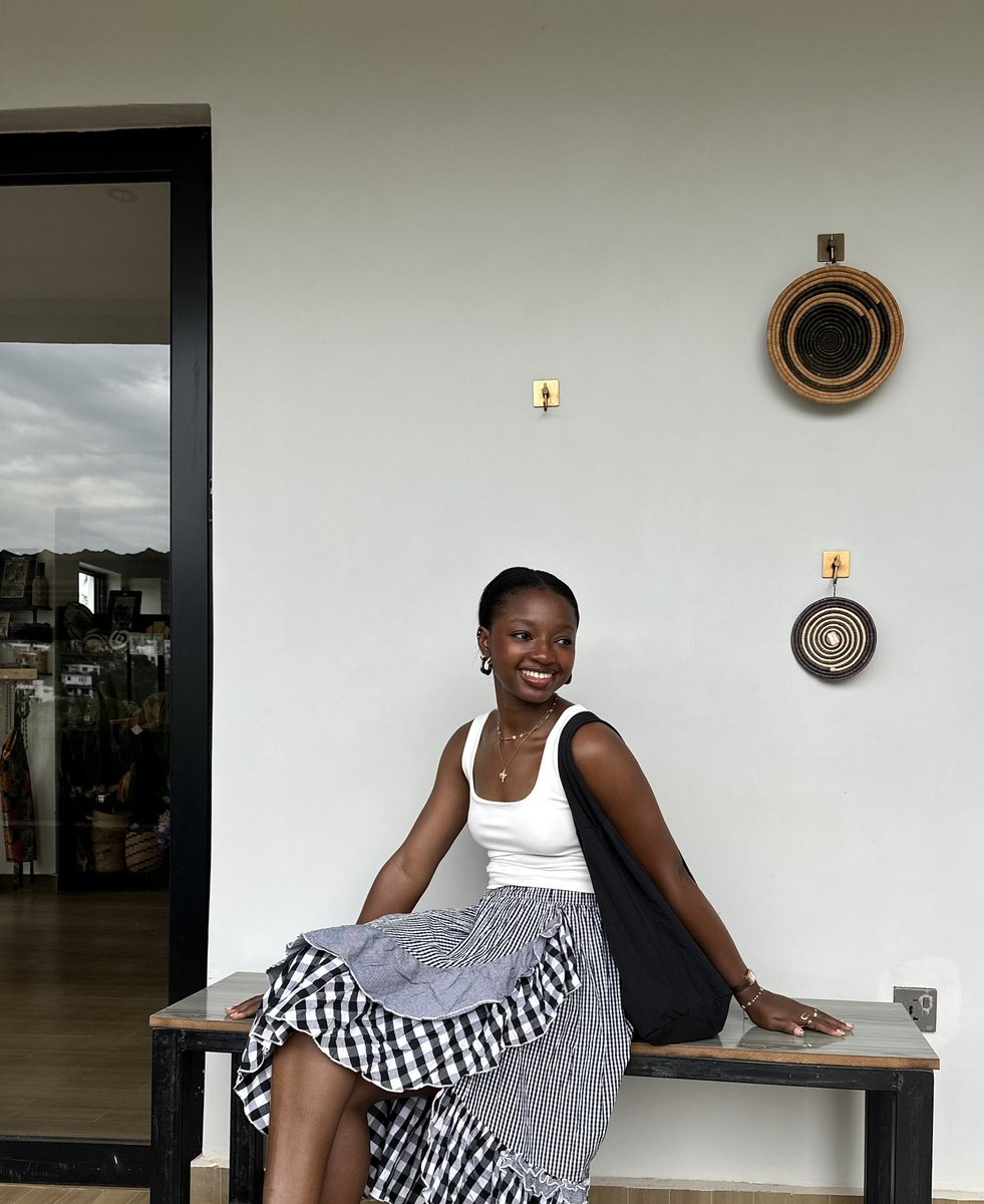 Feyi Peperempe 🤭 tweet media