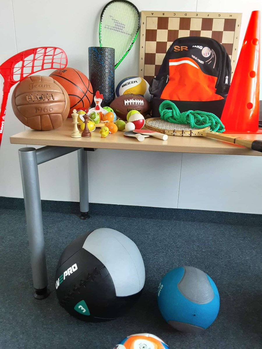 RaumSpiel's tweet photo. Frohe Ostern allen Mitgliedern und Freunden des Vereins! https://t.co/2KiVoHQUi2