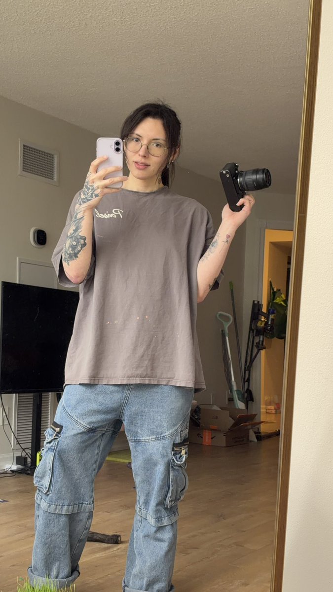 iris🏳️⚧️ tweet media