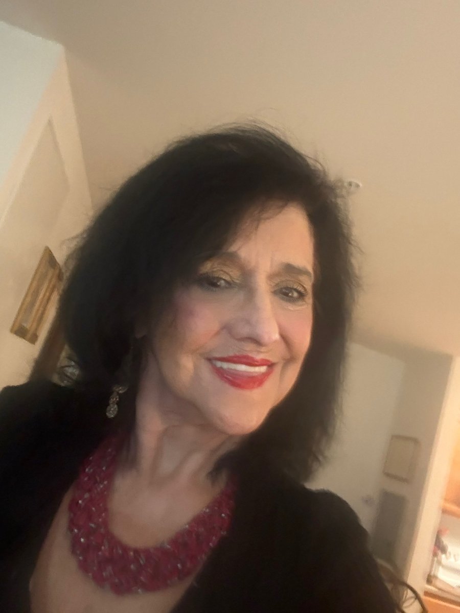 Vi Burgess tweet media