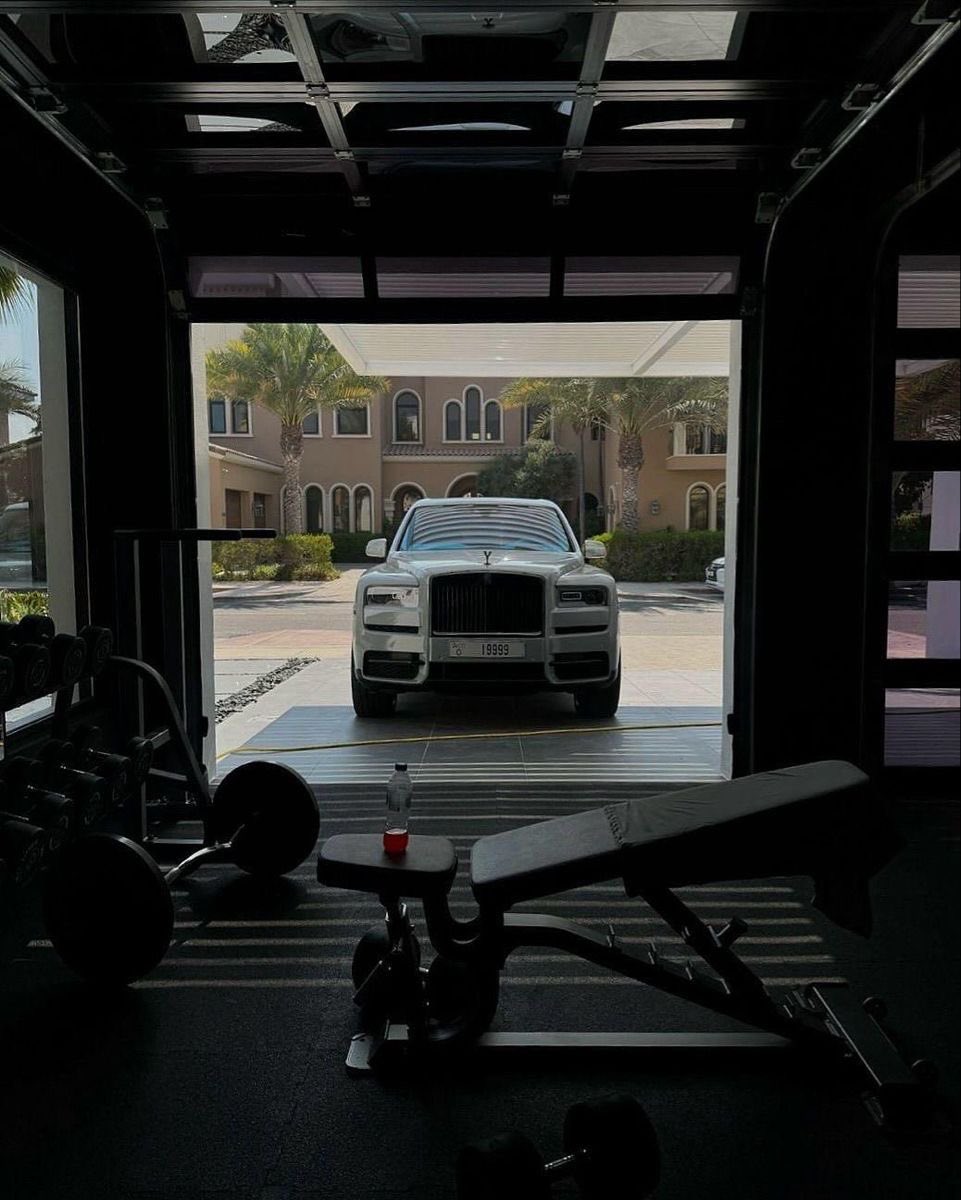 𝚆𝚘𝚕𝚏 tweet media