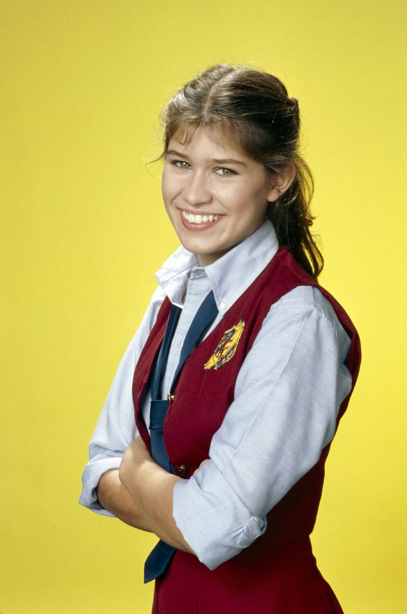 barbaravitali2's tweet photo. Happy Birthday to #NancyMcKeon April 4,1966 #TheFactsOfLife https://t.co/1AP9OqS4Kw