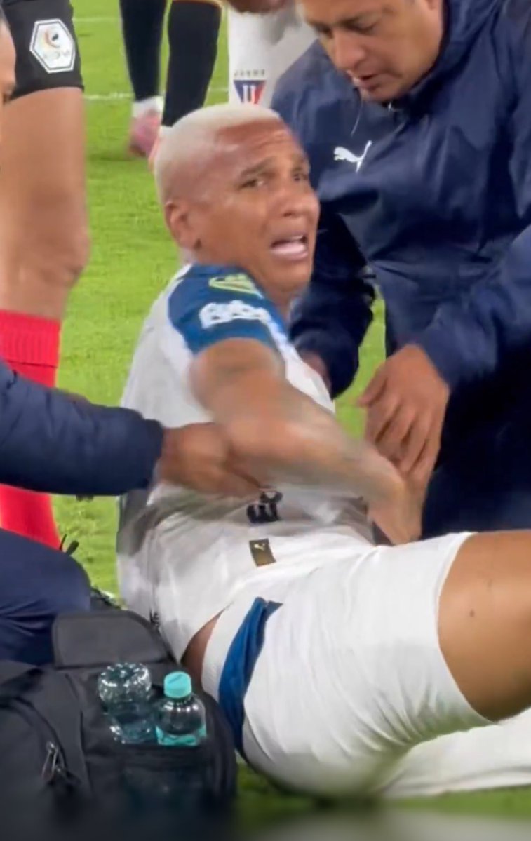 BarceMan tweet media