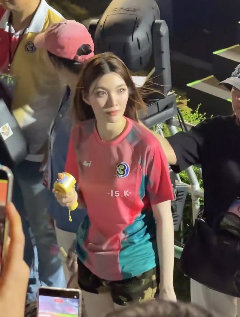 imsunflower tweet media