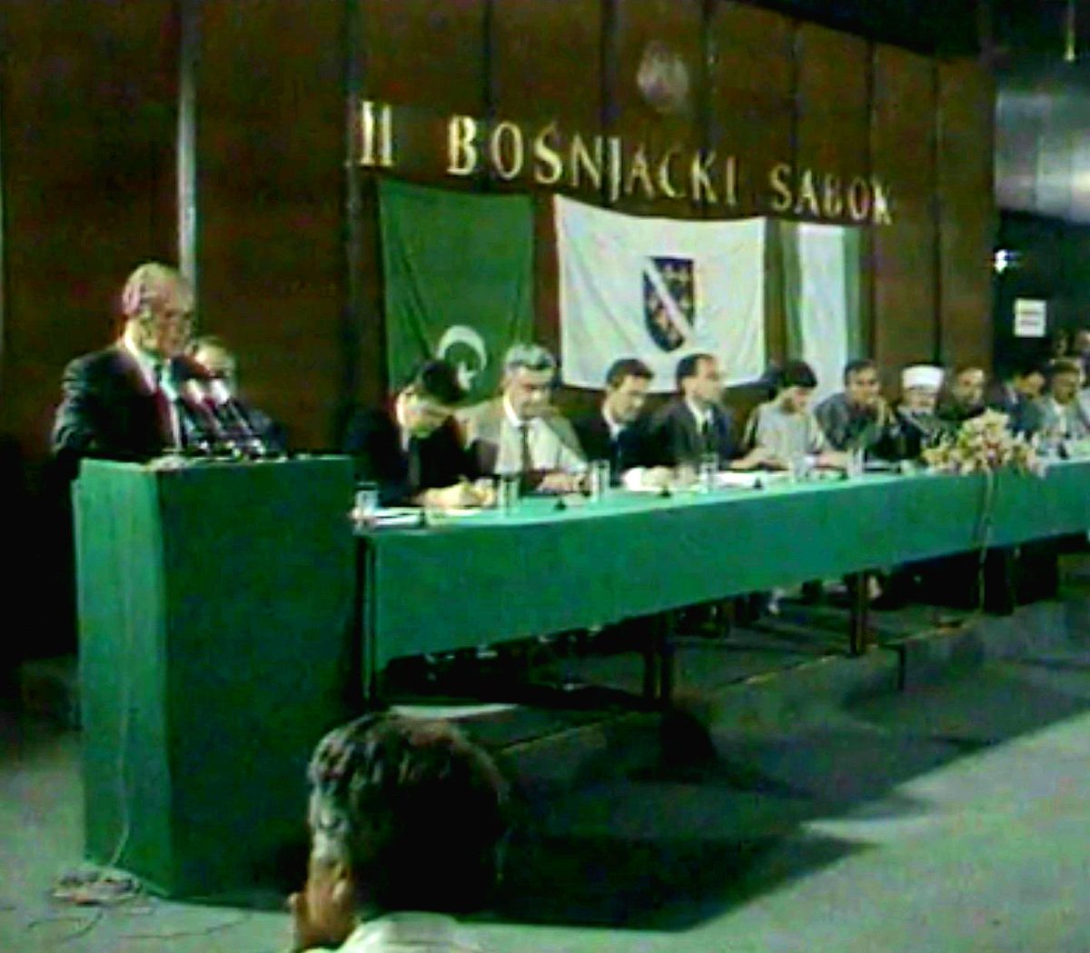 Progresivni Bošnjak 🇻🇪☫ tweet media