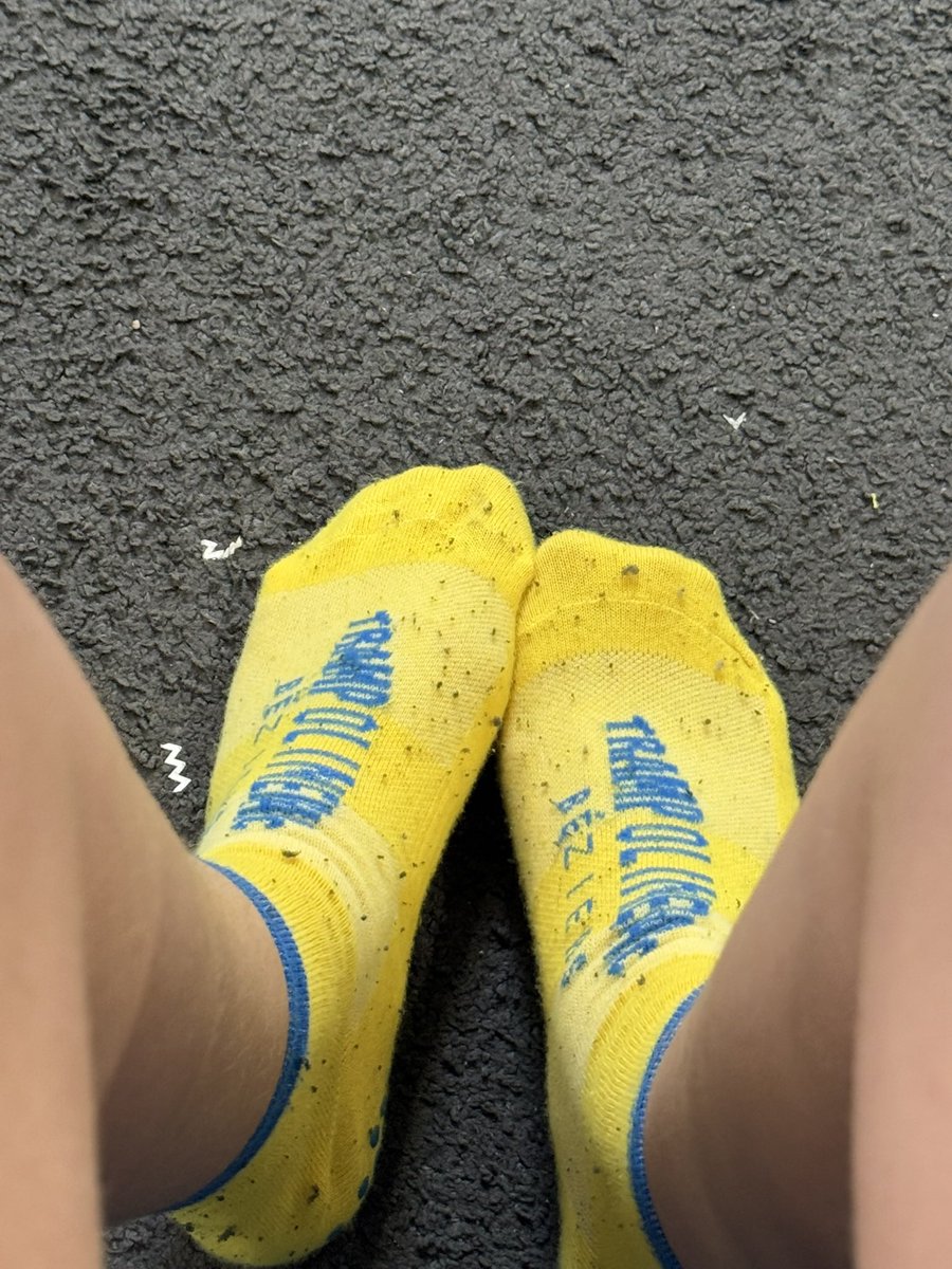 Aureliax tweet media