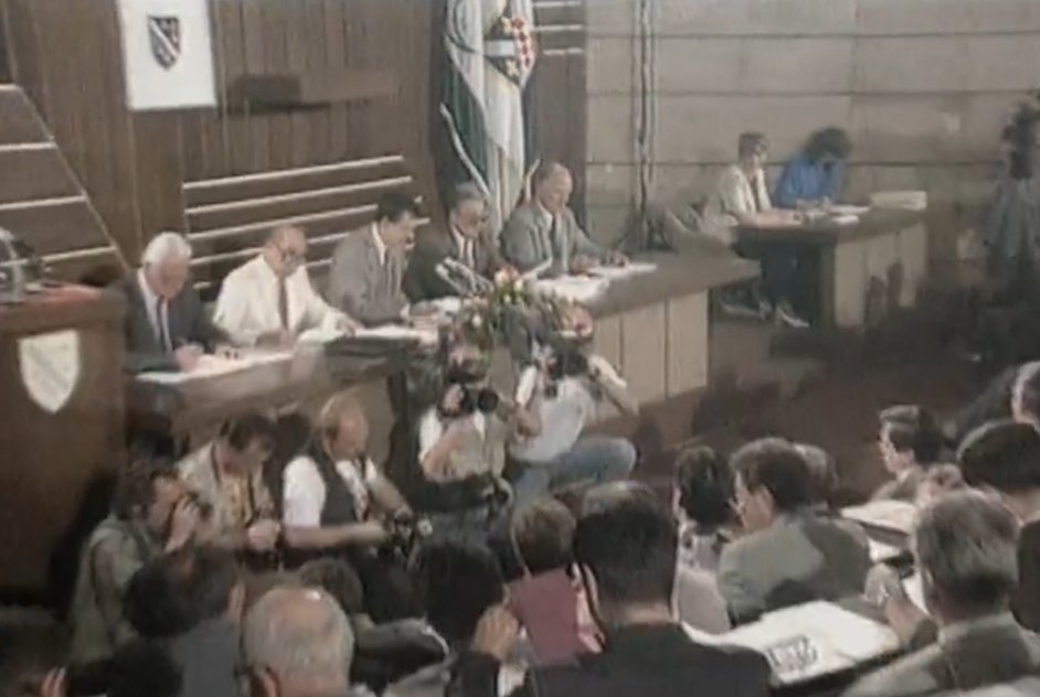 Progresivni Bošnjak 🇻🇪☫ tweet media