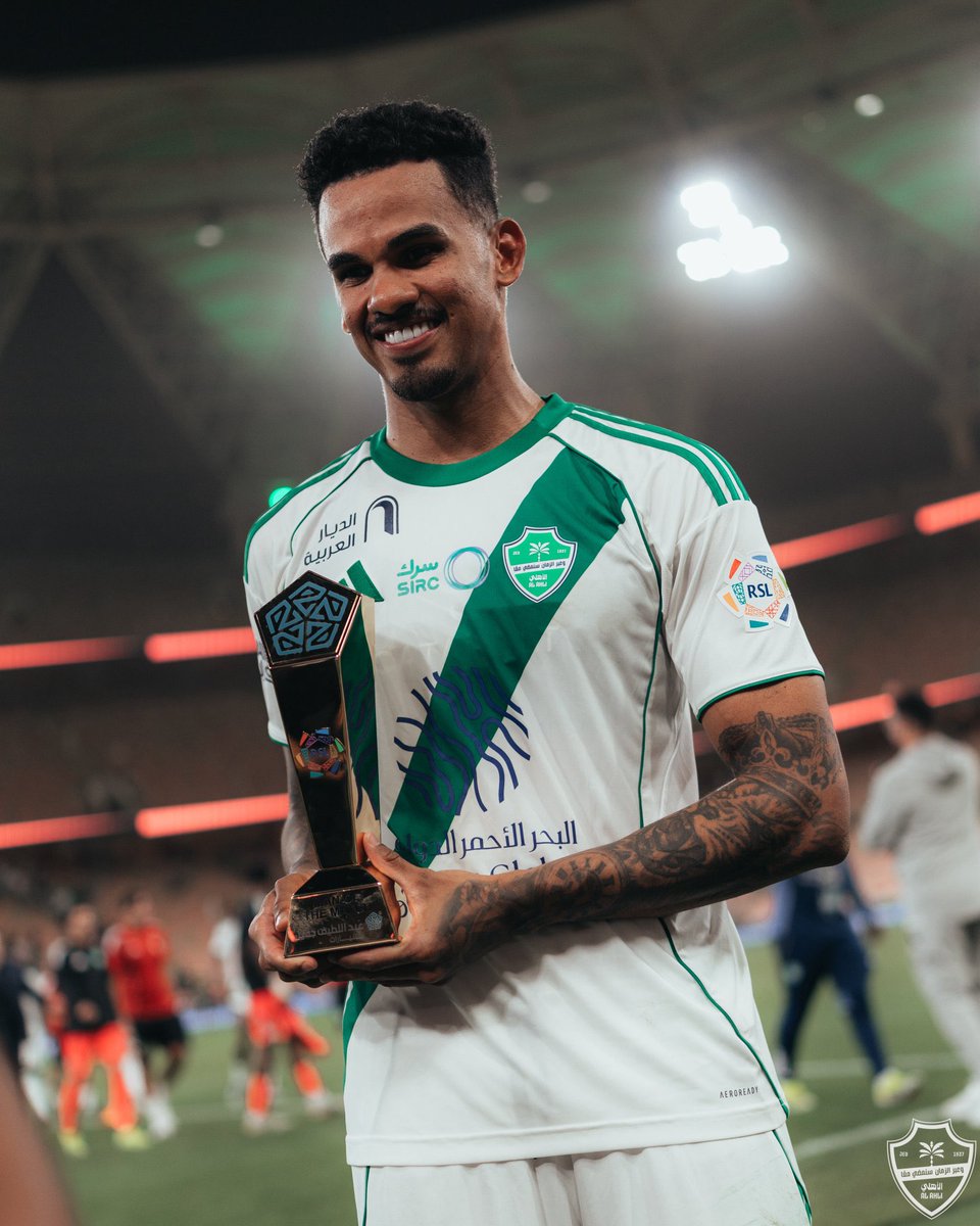 ستوديو الاهلي tweet media