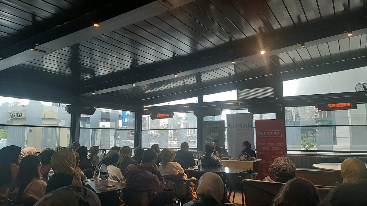 nurayalper1983's tweet photo. Bugün ATO'ya, @CaferUZUNKAYA nın "Sözde Kalmasın" eserinin imzasına gittim. Hocamızla yapılan mini bir röportaja rastladım ve sözü bana bırakma nezaketine eşlik ettim.
İkinci durağım Kıymetli @emingurdamur 'un Ketebe yayınlarından çıkan son kitabının söyleşi ve imzasıydı. 🐦🌿 https://t.co/VFXKzRNc4b