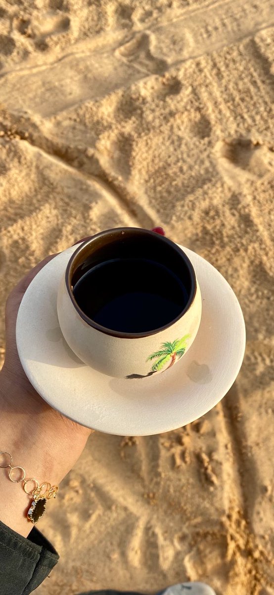 p1m50's tweet photo. هوايةٍ يستلذّ بها وهو في صباه
والظاهر انها تبي تكبر معه لاكبر https://t.co/vHYMhli2Np