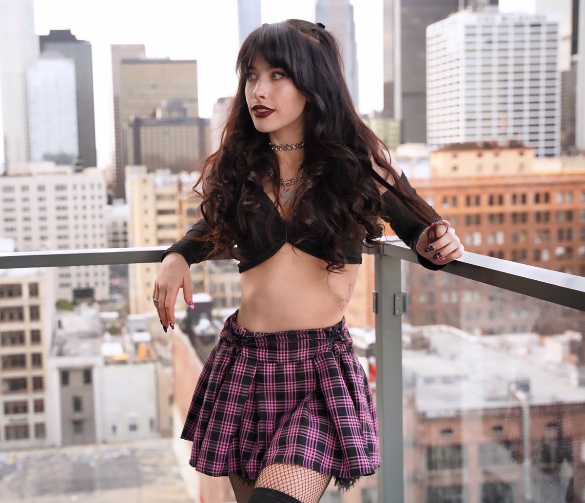 Mizzy🖤 tweet media