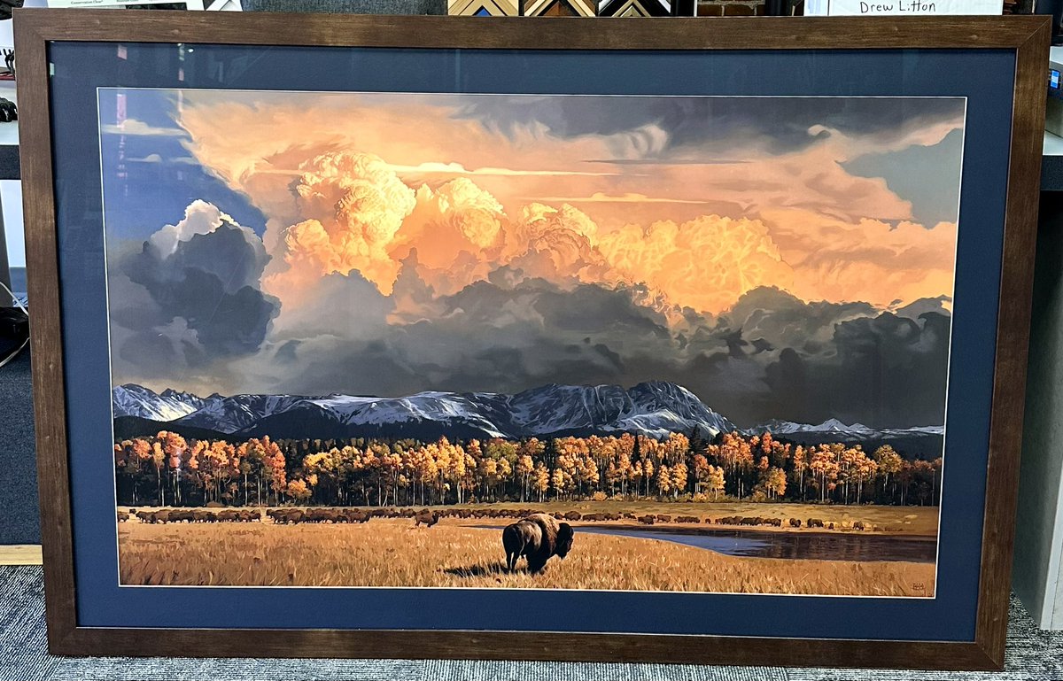 5280 Custom Framing tweet media