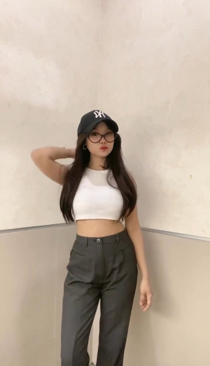 messybeya's tweet photo. #bobogor Hallo..  masih ada slot kosong ya hari ini ready #availbogor include/exclude🫰Keep now ayangku💋 fast resp wa or dm 🤍 #openbobogor https://t.co/uhXjO4gdI2