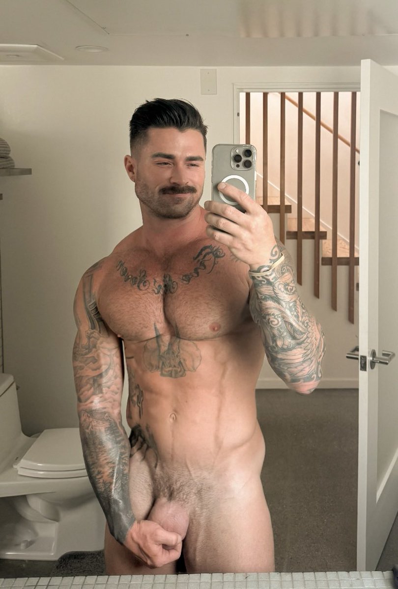 this mans journey into becoming sluttier day by day is so nice to see 😍

<a href="/kylekrieger/">Kyle Krieger</a>