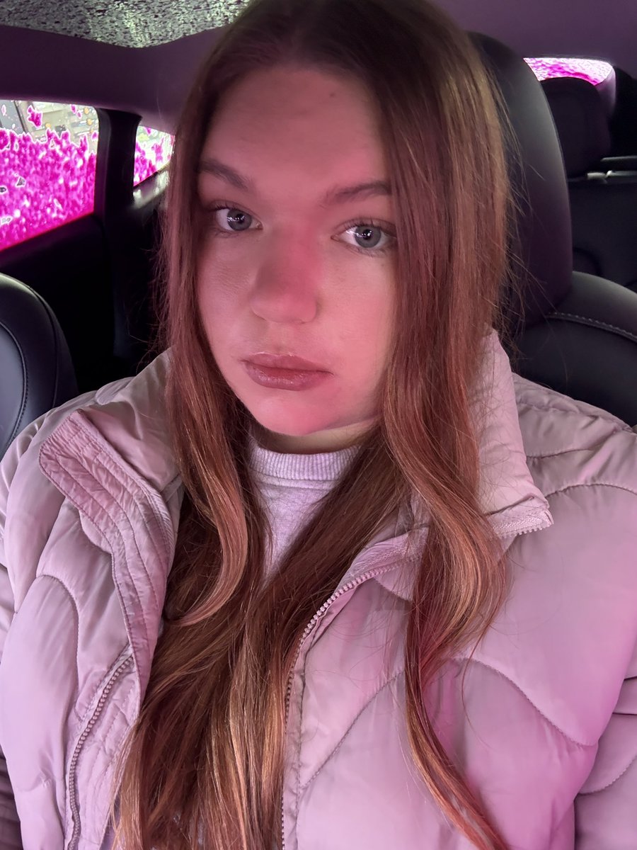 evaᡣ𐭩 tweet media